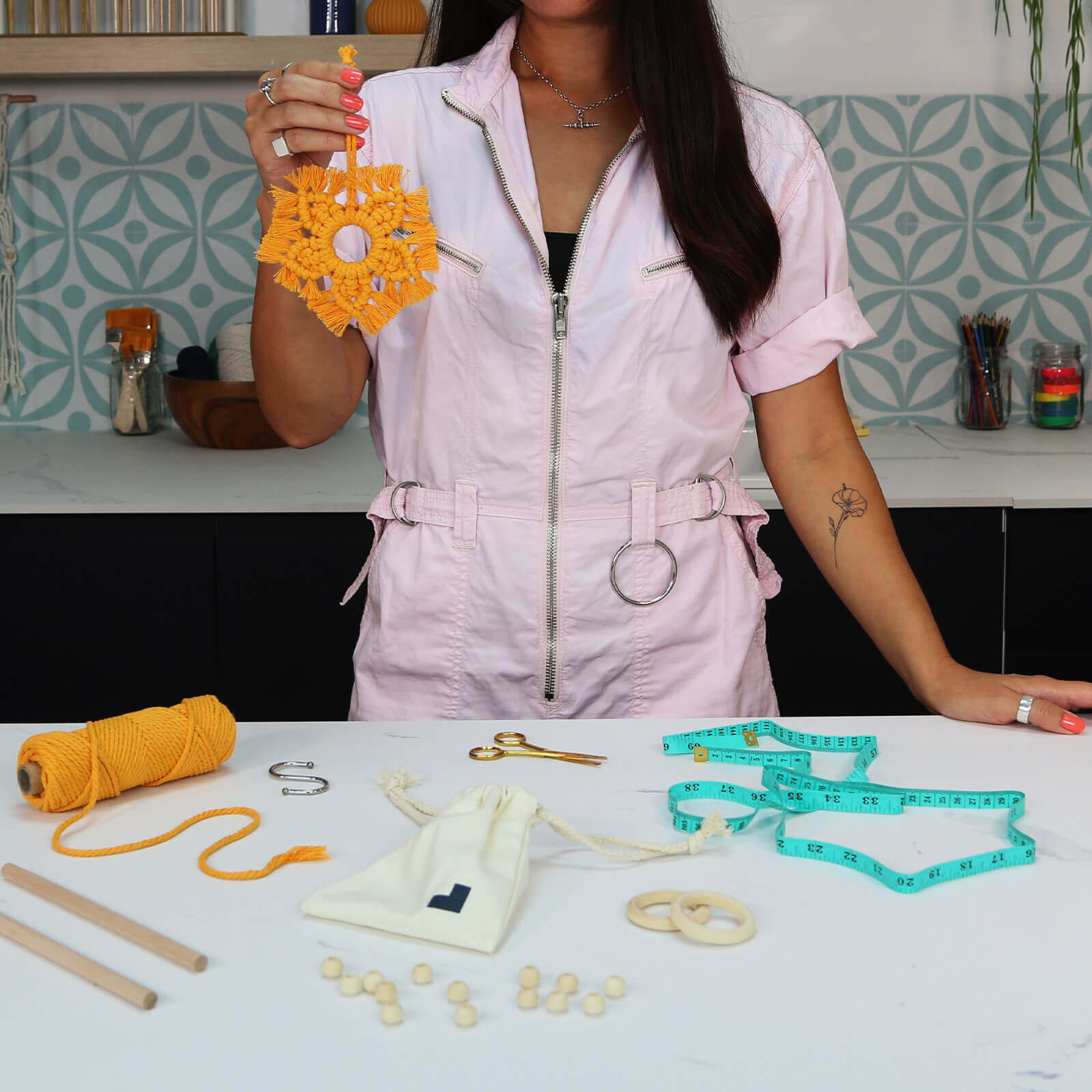 Projet d'étoile en macramé